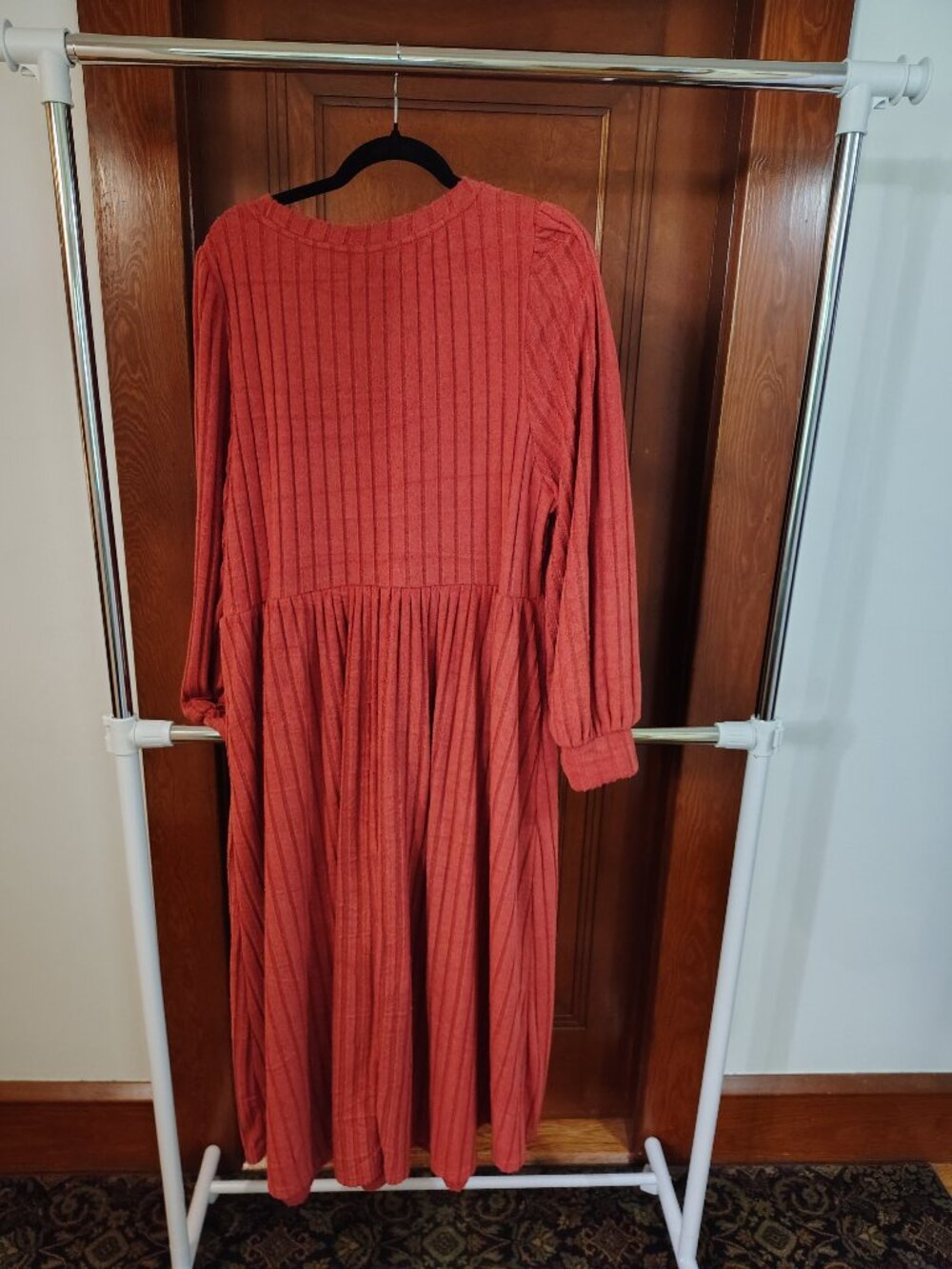 NWOT Plus Size Long sleeve sweater dress - Picture 2 of 3